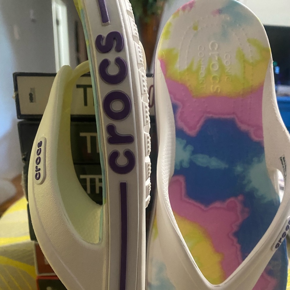 Crocs - Picture 2 of 2